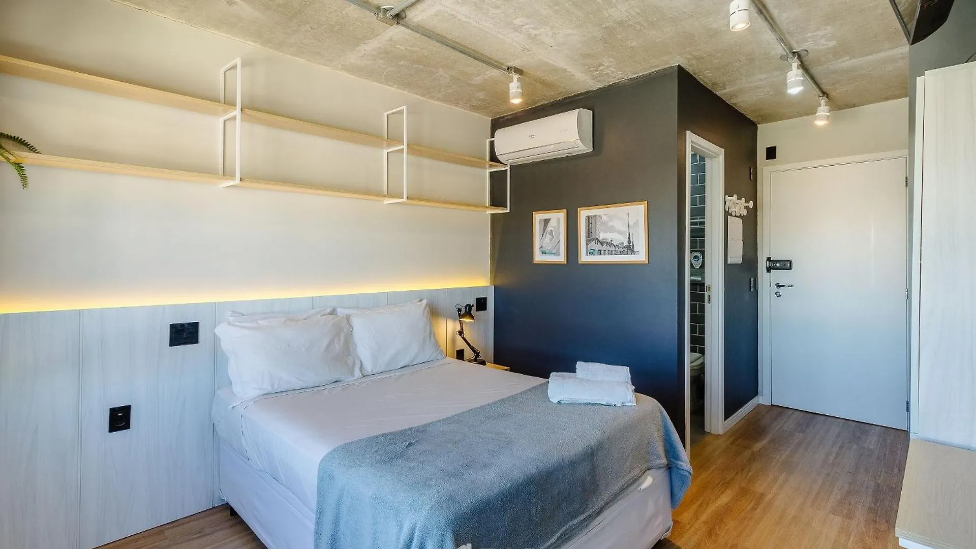 Nbl - Apartamentos No Centro De 포르투알레그리 아파트